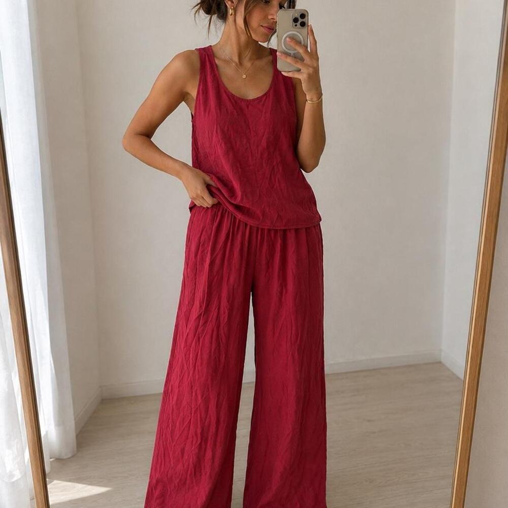 Quince 100 silk burgundy tank